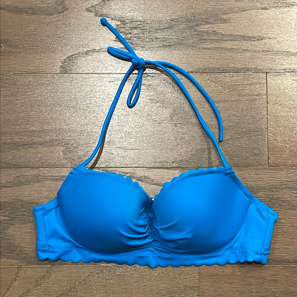 Victoria’s Secret Blue Scalloped Bikini Top - Size 34A